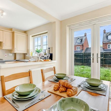 Silver Stag Properties, 3 Bedroom W Parking And Garden Smisby Esterno foto